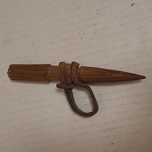 Antique Hand Carved Wooden Corn Husking Peg